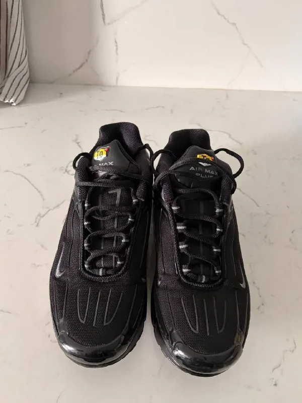 Nike Air Max Plus Black 1
