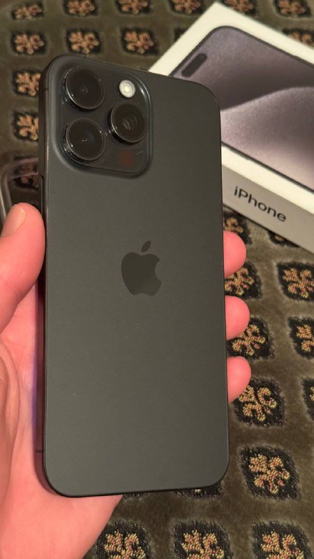 iPhone 15 Pro Max 256GB 2