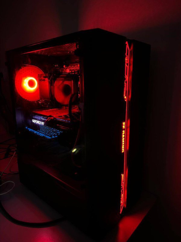 Игровой ПК с монитором, клавиатурой, мышкой 2