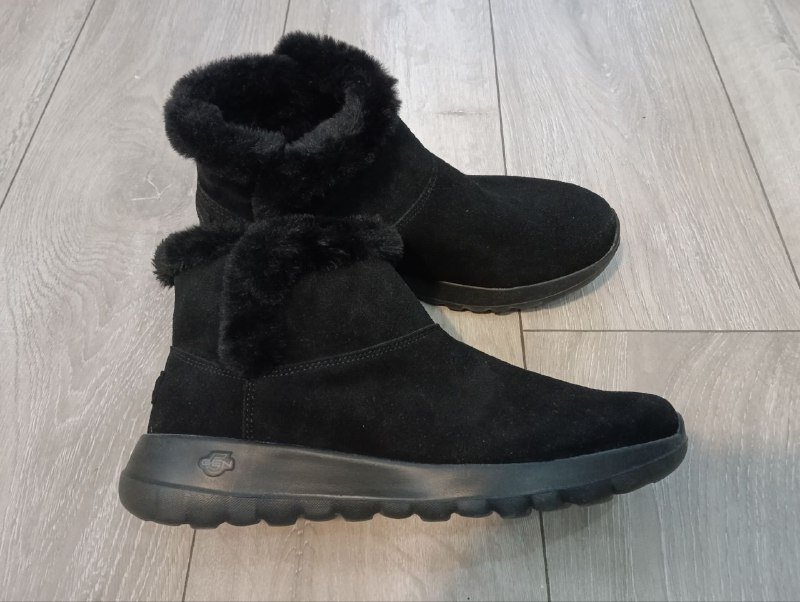 Полуботинки Skechers натуральная замша размер 39