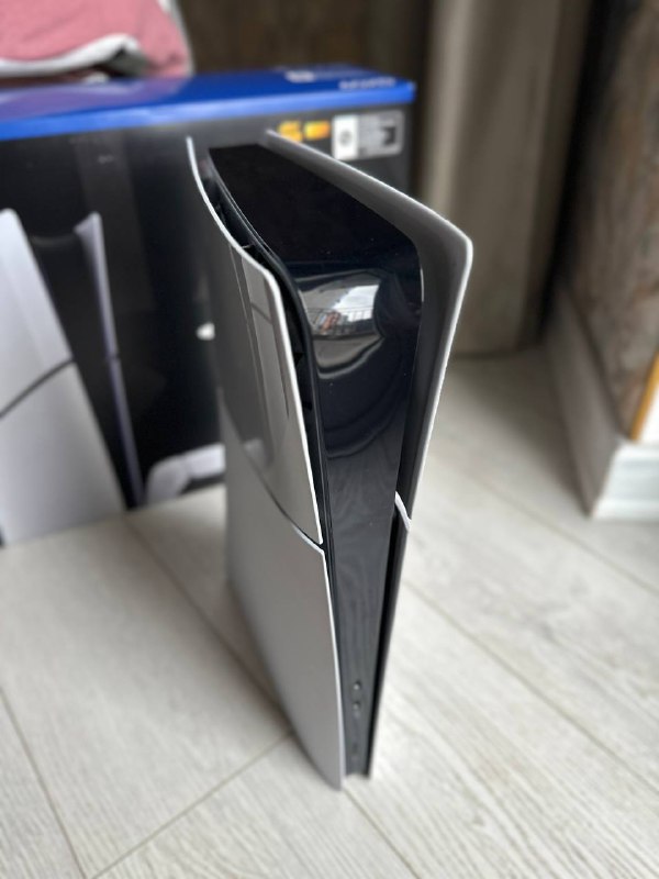 Play Station 5 slim, PS5, 1Tb, 1 джойстик 4