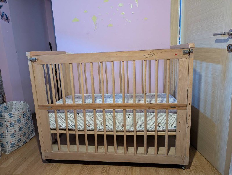 Бар, кроватка с матрасом 2