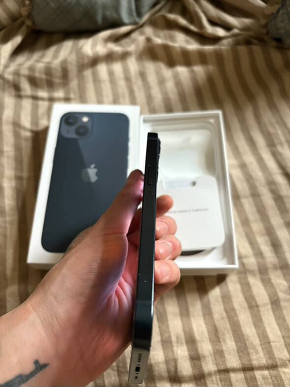 iPhone 13 256 ГБ 7