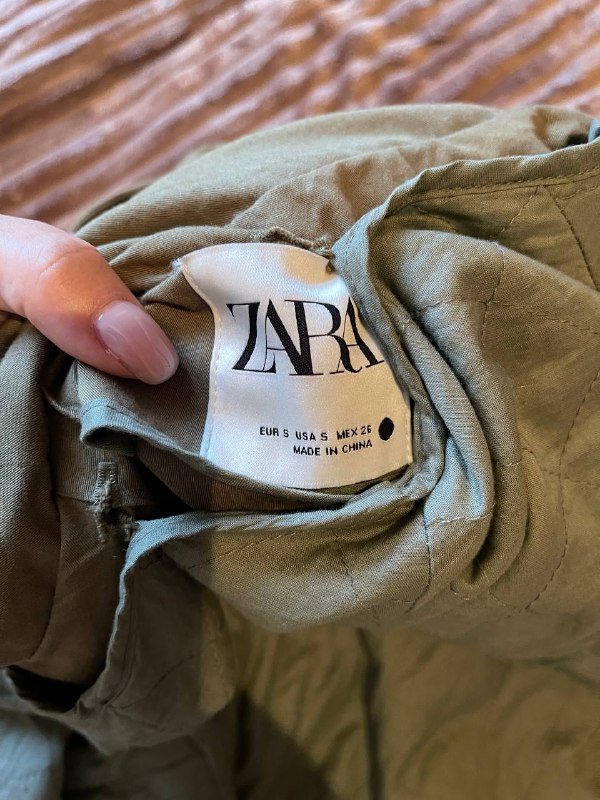 Куртка Zara женская с подкладкой размер S 3