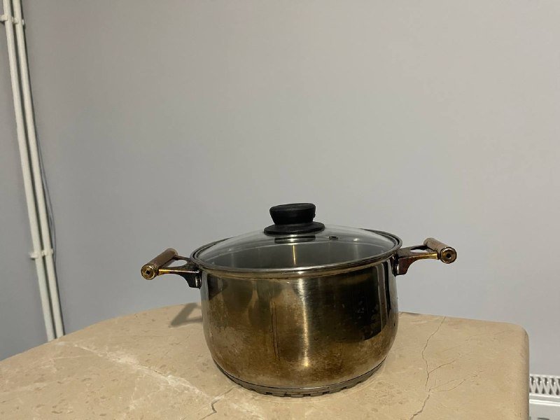 Тарелки, ножи, дуршлаг, кастрюли, кофейный сервиз 6