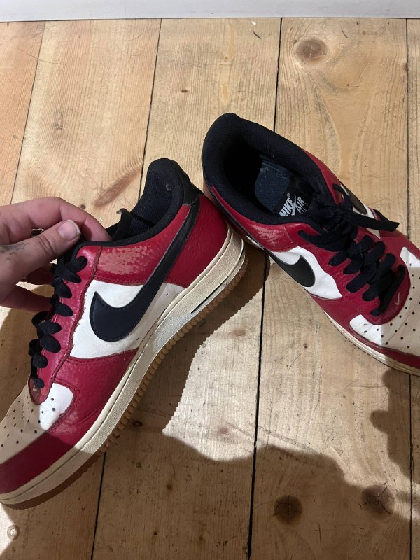 Кроссовки оригинал 41 размер кожа, с потертостями 4