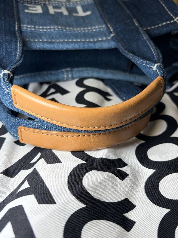 Marc Jacobs джинсовая сумка The Tote Bag small 4