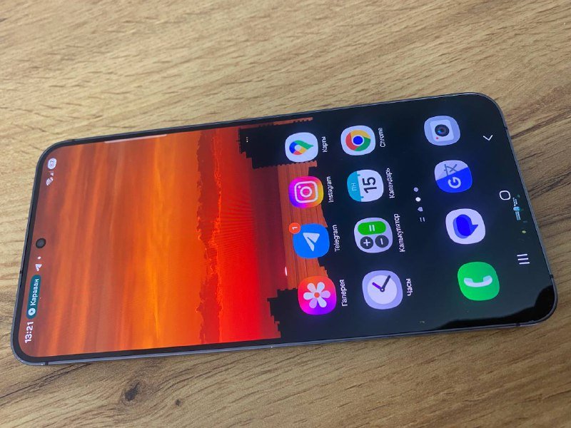 Телефон Samsung s24+ 256gb 4