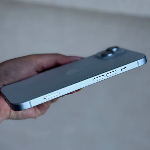 iPhone 15