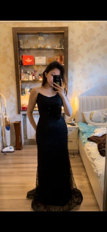Вечернее платье в камушках, размер S 3