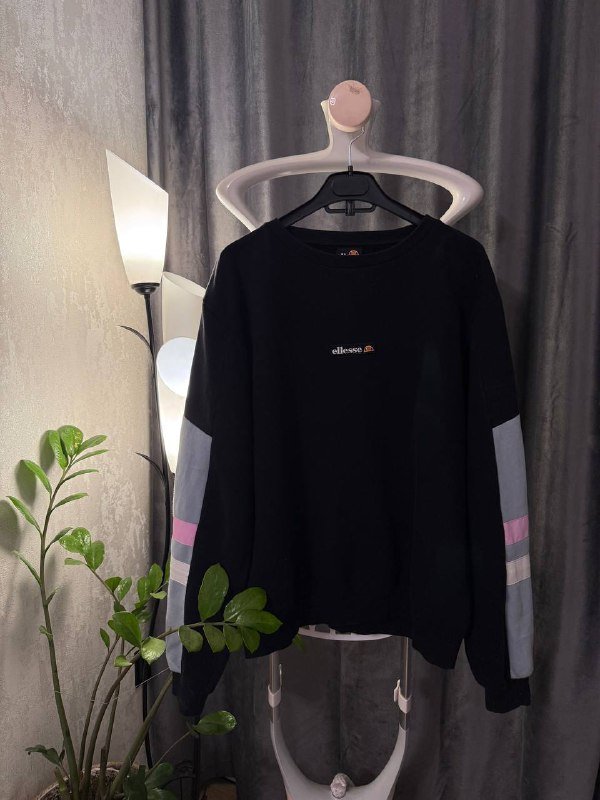 Ellesse vintage sweatshirt unisex black size M