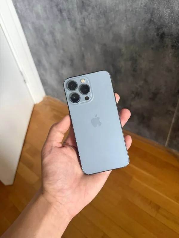 iPhone 13 Pro 1