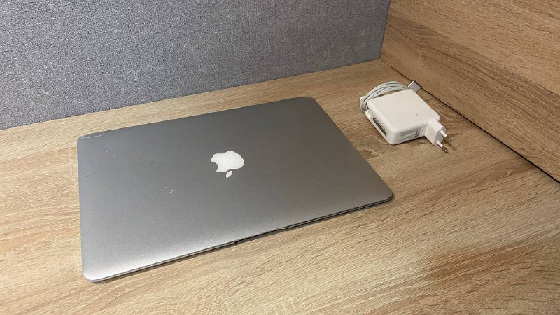 MacBook Air 13 (2014, i5, 4GB, 128GB) 4