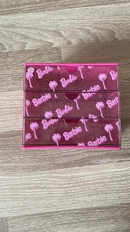 Полочка Barbie 1