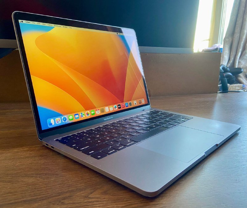 MacBook Pro 2017, 13.3, i5, 8GB RAM, 128GB SSD 2
