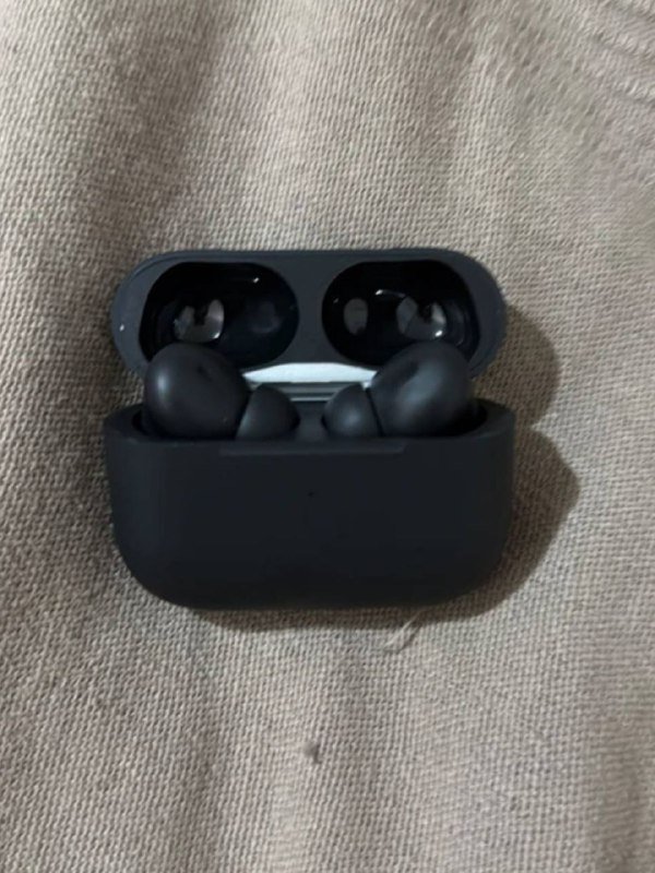 беспроводные наушники в зарядном кейсе 2