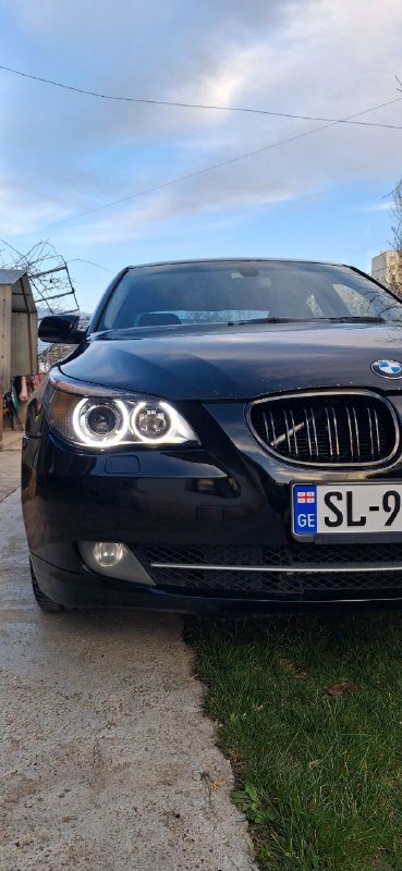 BMW 2007 года, bi led фары, пробег масло замена