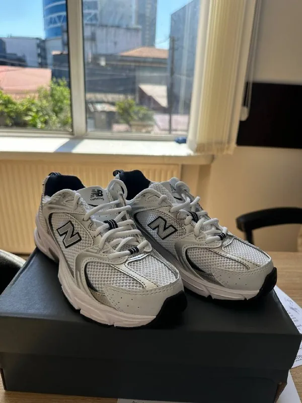 Кроссовки New Balance 530 1