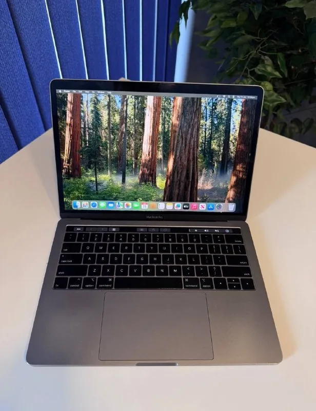 MacBook Pro 2019 1