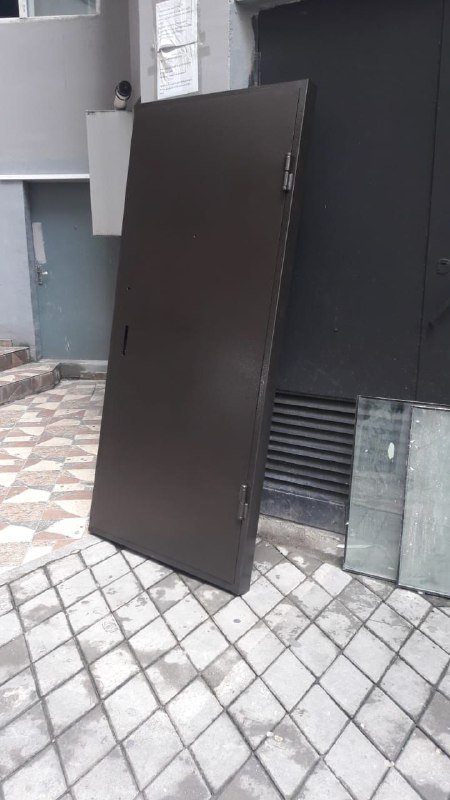 входная дверь