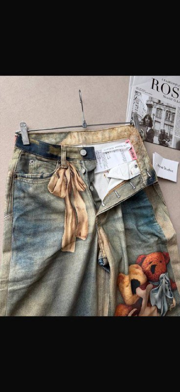 Джинсы женские с рисунком медвежат