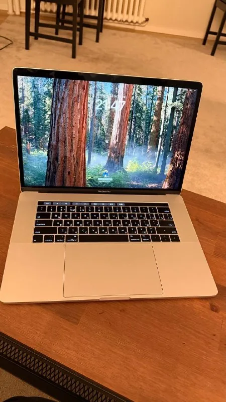 MacBook Pro 15 2018 1