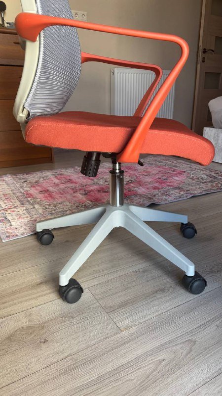 Компьютерное кресло 3