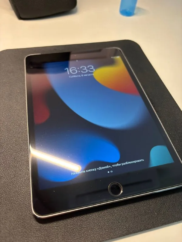 iPad mini 4 128GB WiFi+SIM, iPhone 11 128GB SIM+eSIM 1