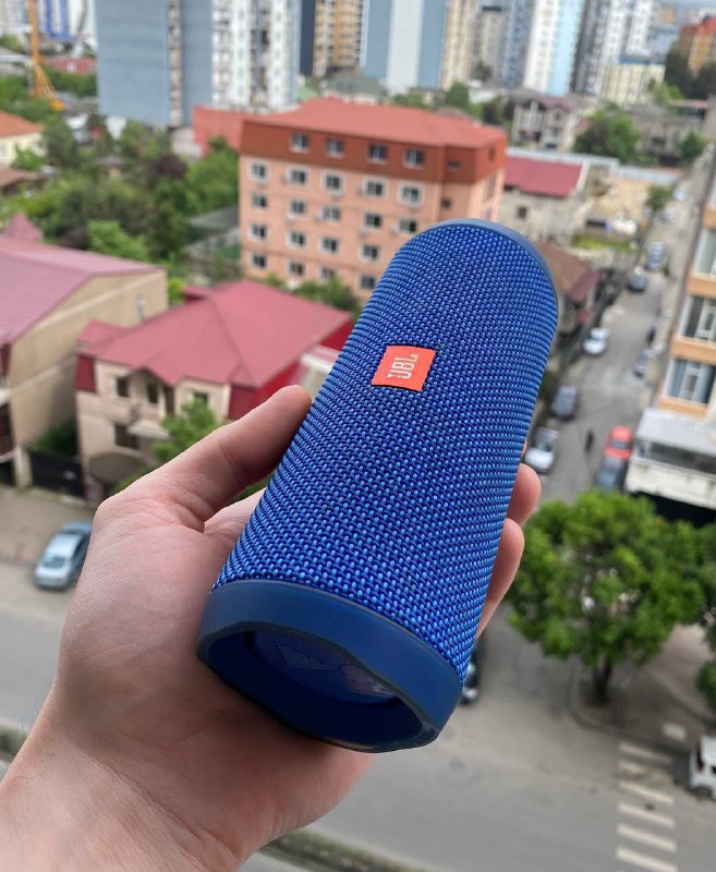 JBL Flip 4 Portable Bluetooth Speaker