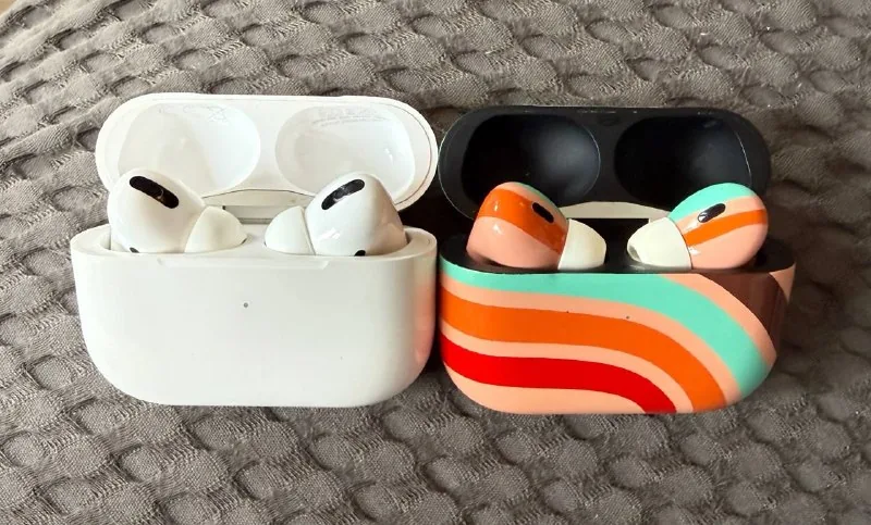 Airpods pro 1 версии, Airpods pro 2 версии