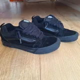 Converse Chuck Taylor All Star и Vans Knu Skool 2