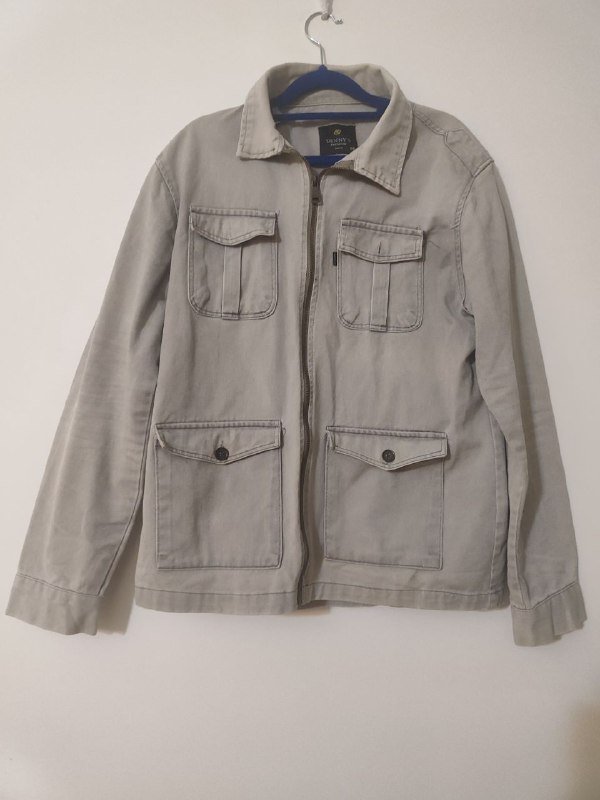 Мужская куртка бежевая