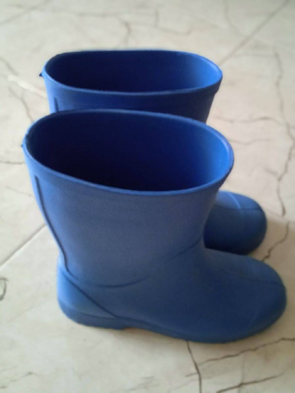 Синие резиновые детские сапоги 3