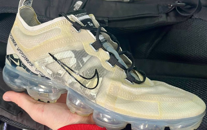 Nike Air VaporMax 2019 SE Size 42 shoes