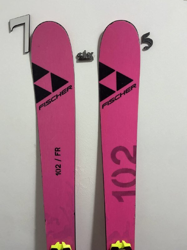 Горные лыжи Fischer Ranger 102, крепления Tyrolia Attack 14 GW, палки Majesty 2
