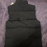 Canada Goose жилет 4