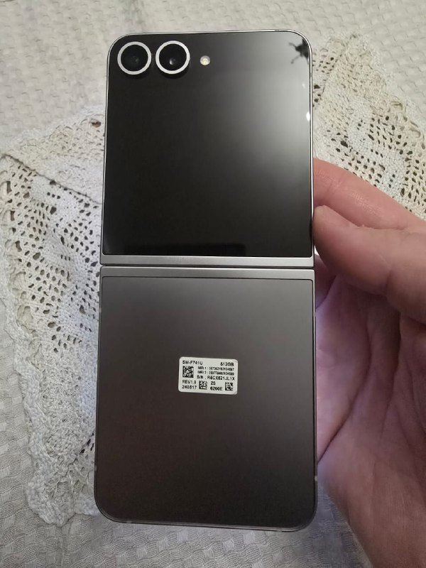 Samsung galaxy zflip6 12/512GB 2