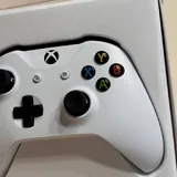 Игровая мышь Logitech G703, геймпады Xbox, колонки Sven, клавиатура Logitech K380 5
