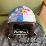 Red Bull шлем 2
