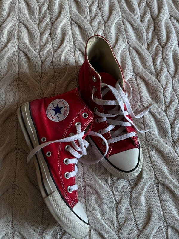 Красные кеды Convers размер 38