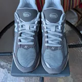 Кроссовки New Balance 2002 2