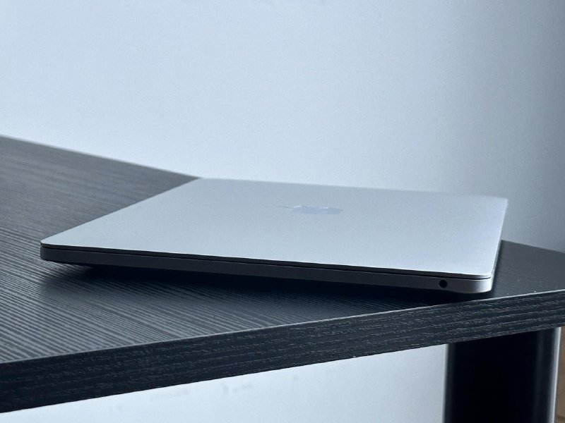 MacBook Pro 13 2020 M1 8GB 512GB Silver 2