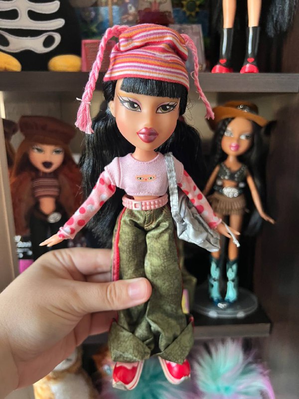 Кукла Bratz Jade из коллекции first edition