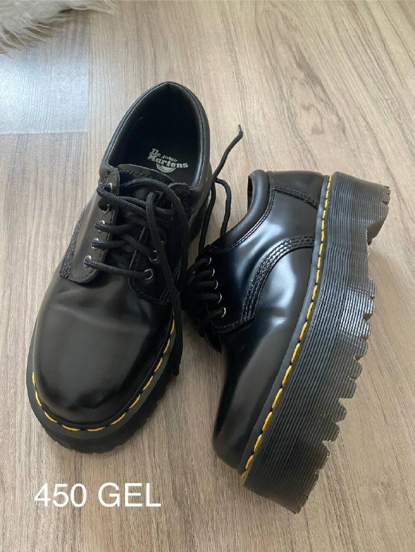 Ботинки Dr Martens 8053, Dr Martens Sinclair, кеды Adidas Sambae W, Vans Old School Platform, сабо, ботильоны, кеды Converse Chuck Taylor, Adidas Campus 00s