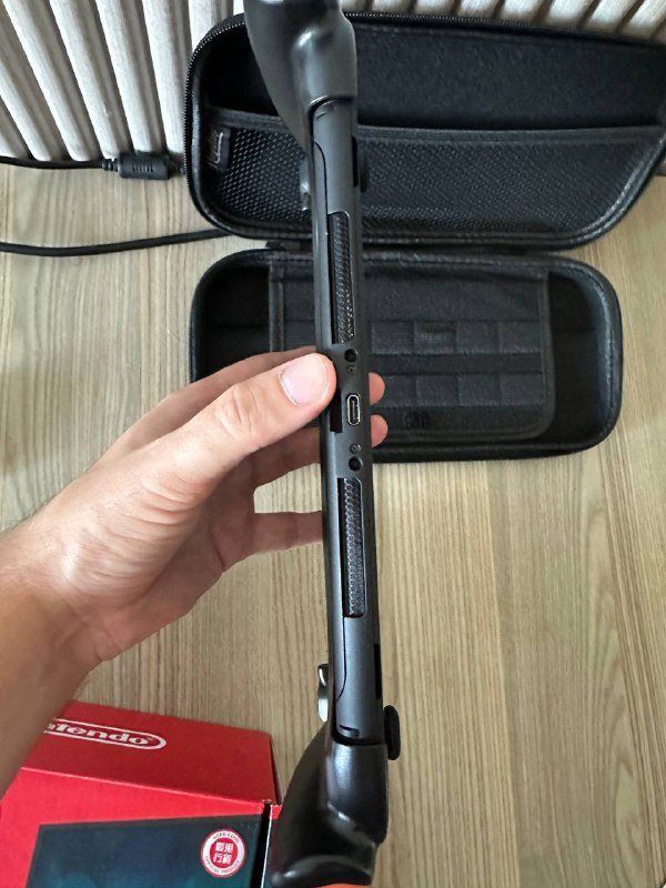 Nintendo Switch 2 с насадками, грипом, чехлом, аккаунтом Zelda 4