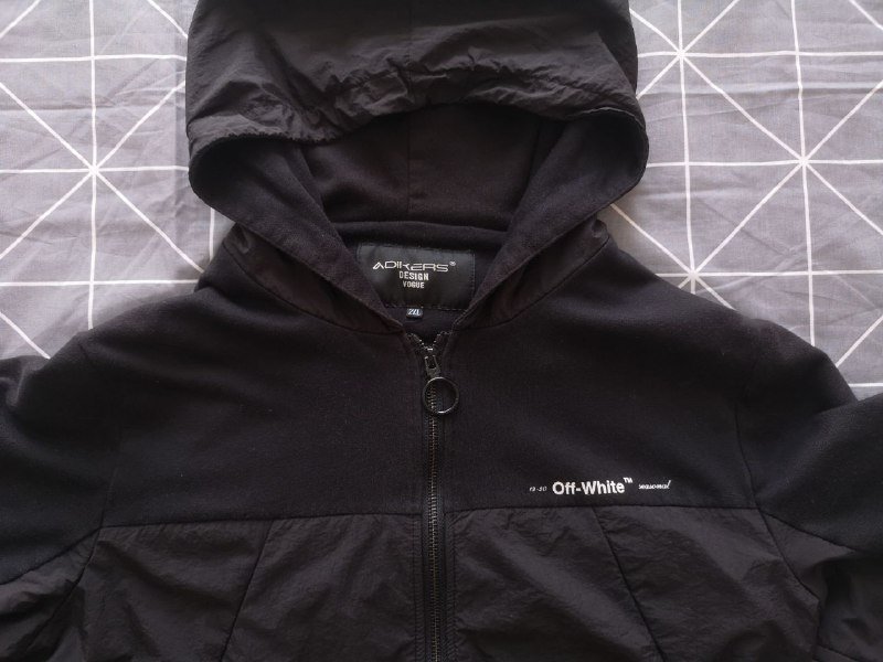 спортивная кофта OFF-WHITE, шапка, свитшоты Tommy Hilfiger и др