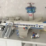 LEGO 7893 — Passenger Airplane 2