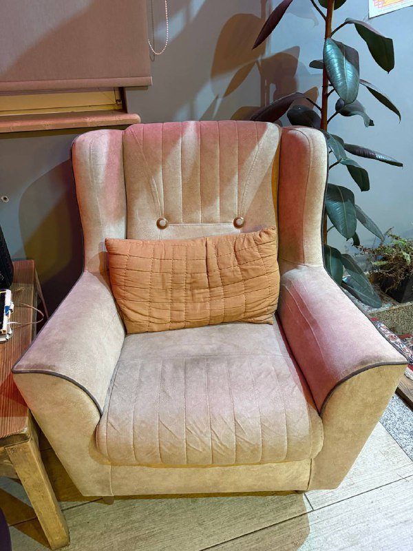 Неоновые вывески, мебель, ковры, картины, техника, телевизоры, мебель барная 8