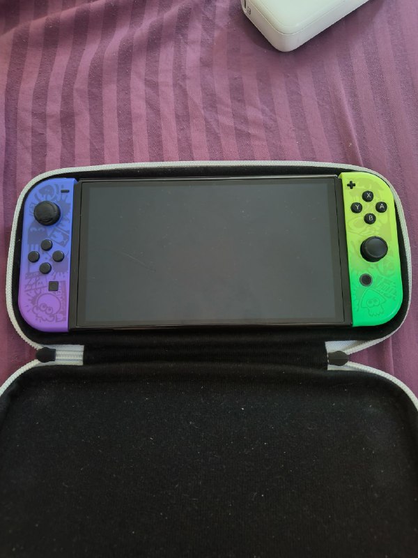 Nintendo Switch Splatoon edition 6