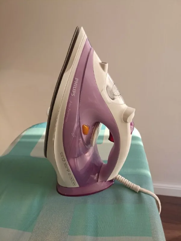 Утюг Philips Azur Performer 1